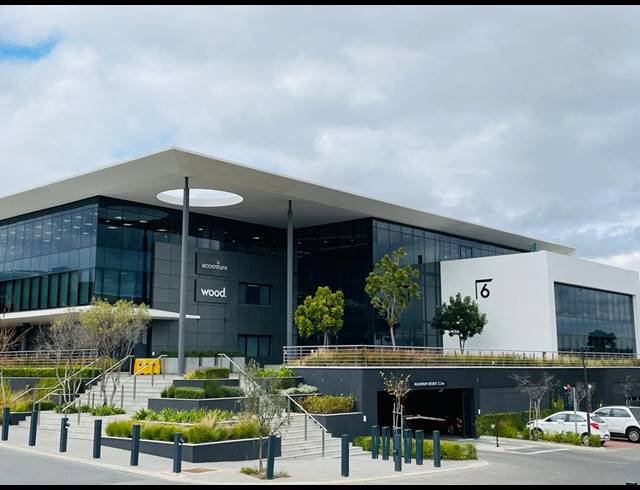 442M² OFFICE TO LET IN WATERFALL